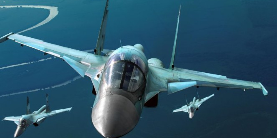 RUSI U UKRAJINI KORISTE NOVI BOMBARDER! Su-34 ko stvoren za uništavanje ciljeva i na kopnu i u vazduhu (Video)